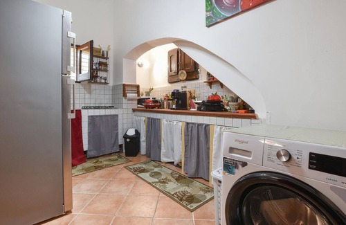 Capaci House | Nice home in Capaci with WiFi