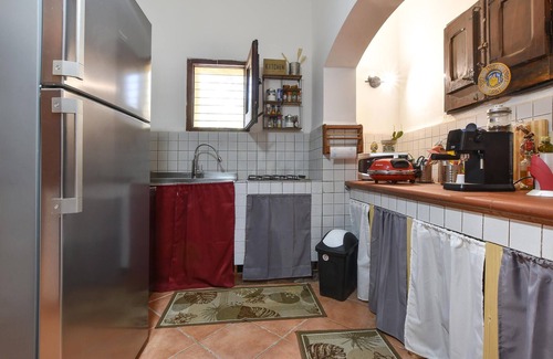 Capaci House | Nice home in Capaci with WiFi