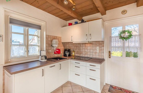 Friedrichskoog-Spitze House | Nice Home In Dithmarschen With Wifi