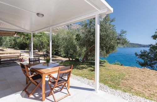 Plat House | Nice home in Dubrovnik with kitchen