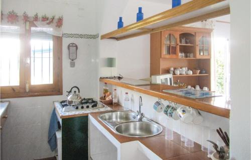 Frigiliana House | Nice Home In Frigiliana With Kitchenette