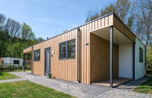 Heinkenszand House | Nice home in Heinkenszand with sauna
