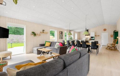 Harlev House | Nice Home In Hemmet With Wifi