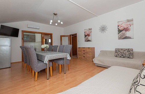 Sibenik House | Nice home in Konjevrate with WiFi