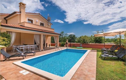 Pinezici House | Nice Home In Krvavici