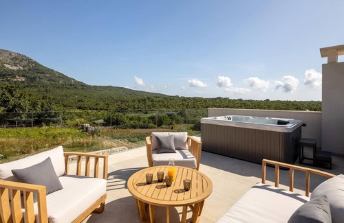 Majkovi House | Nice home in Majkovi with sauna