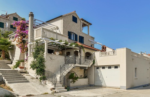 Postira House | Nice home in Postira with WiFi