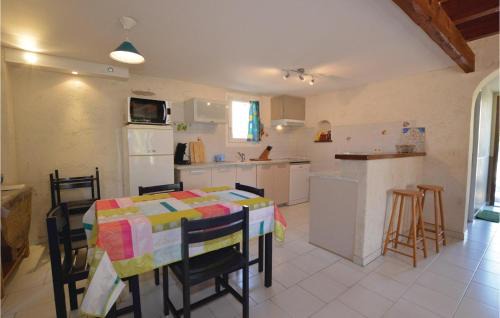 Prunete House | Nice Home In Prunete With Wifi