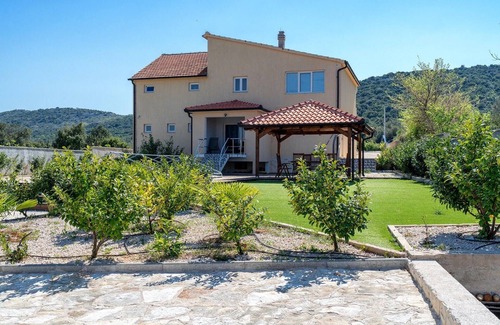 Velim House | Nice home in Sibenik with sauna