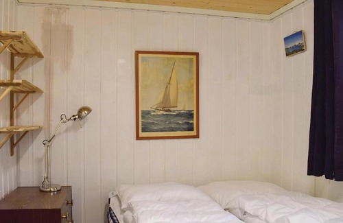 Arendal House | Nice Home In Staubø With House Sea View