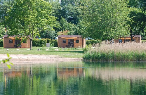 Suesel House | Nice home in Süsel with lake view
