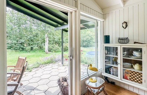 Holloselund House | Nice home in Tisvildeleje with WiFi