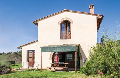 Toiano House | Nice home in Toiano PI with WiFi