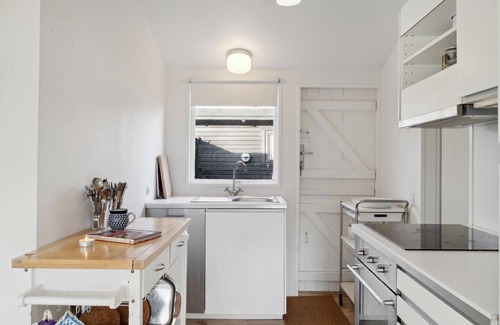 Holloselund House | Nice home in Vejby with WiFi