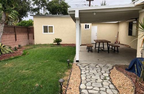 Fullerton House | Nice house 10 minutes away to Disneyland or Knotts