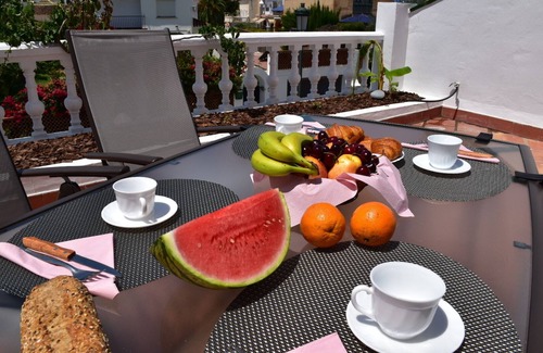 Nerja Ski Chalet | Nice house 5 minutes walking distance to the beach with swimming pool.