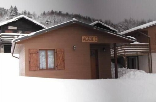 Saint-Maurice-sur-Moselle Ski Chalet | Nice little chalet at the foot of the Ballon d'Alsace close to all shops