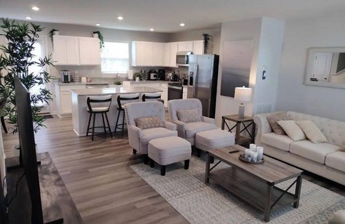 Petersburg House | Nice! New home near VSU x Fort Lee Military Base mins to DT Richmond VA