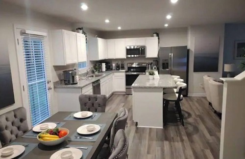 Petersburg House | Nice! New home near VSU x Fort Lee Military Base mins to DT Richmond VA