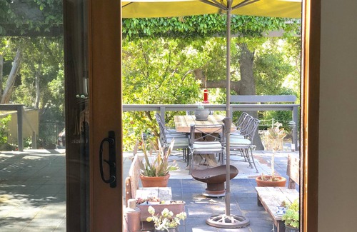 Meiners Oaks House | NICE! Ojai Architectural, Full of Light, Lush Gardens, Quiet Neighborhood