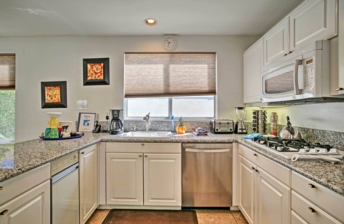 Cathedral City Resort | Nice poolside villa in Cathedral City