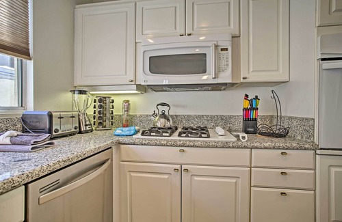 Cathedral City Resort | Nice poolside villa in Cathedral City