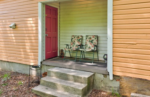 East Durham House | Nice Private Room near bus line @ Briggs room B