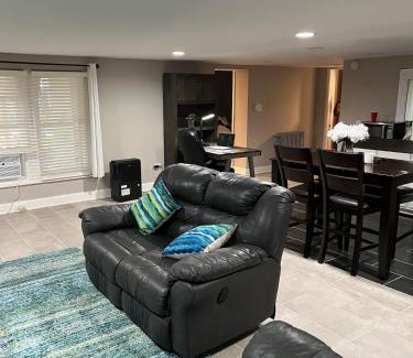 Hickory Hills Apartment | Nice quite and cozy apartment