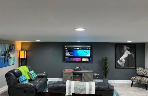 Hickory Hills Apartment | Nice quite and cozy apartment