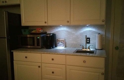 Bradenton Apartment | Nice studio near Anna Maria Island, IMG Academy, UTC Mall, Lecom Park