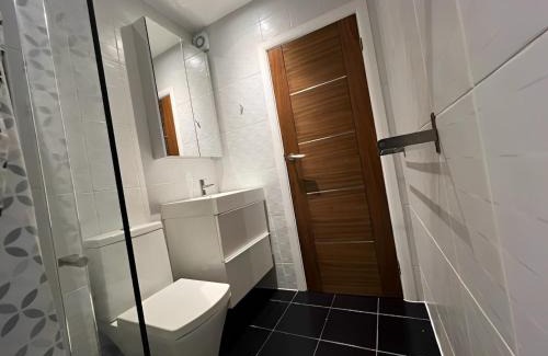 Shepherd's Bush Apartment | Nice studio Shepherd's Bush London near everything