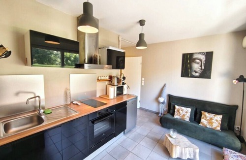 Sarrola-Carcopino Apartment | Nice T2 with Wifi - balcony and view