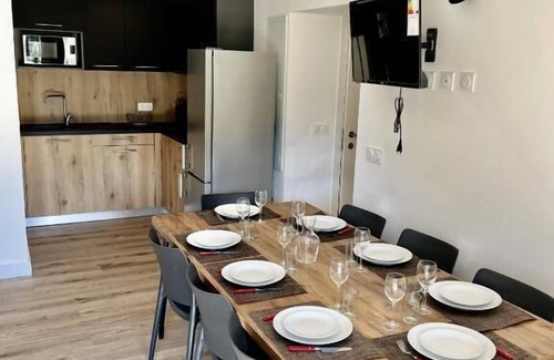 Lecci Apartment | Nice T4 appartement in Hotel Residence at Lecci near Cala Rossa Beach