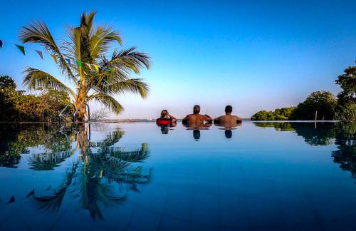 Negombo Hotel | Nico Lagoon Hotel