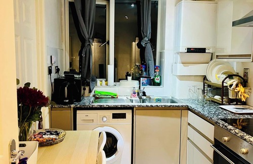 Shadwell Bed & Breakfast | Nida House