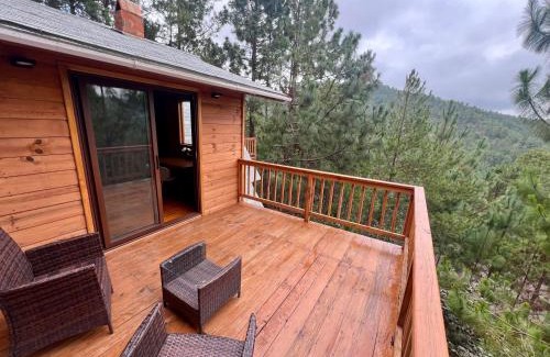 San Jose del Pacifico Ski Chalet | Nido de Madera