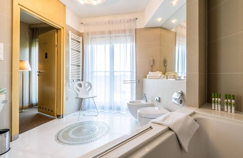 City Centre Hotel | Niebieski Art Hotel & Spa