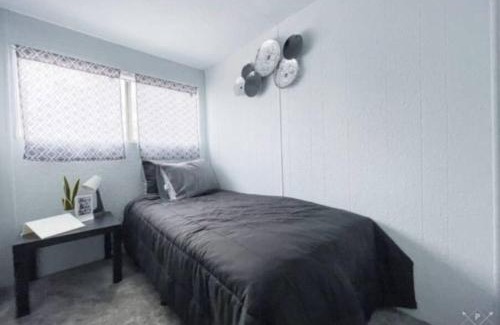 Visalia House | Nifty Trailer With Spacious Parking