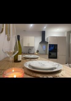 Nevers Apartment | Night Dream-jacuzzi-romantic