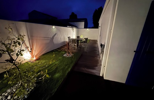 Saint-Georges-d'Oleron House | Night oasis