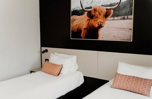 Miles End Hotel | Nightcap at Barkly Hotel