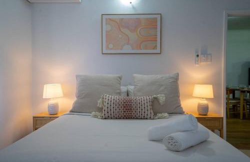 Nightcliff Apartment | Nightcliff Retreat: Stylish 2BR Apt Near Foreshore