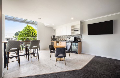 Doncaster Apartment | Nightelier Doncaster