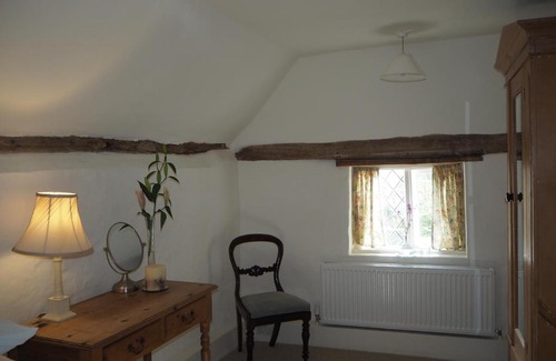 Boxgrove Bed & Breakfast | Nightingale Cottage Bed and Breakfast