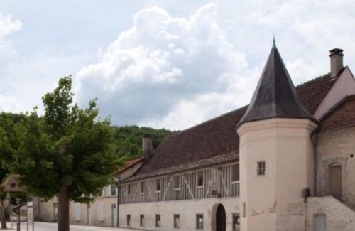 Ville-Sous-la-Ferte House | Nigloland - Champagne vineyards - Clairvaux Abbey - Colombey les 2 eglises