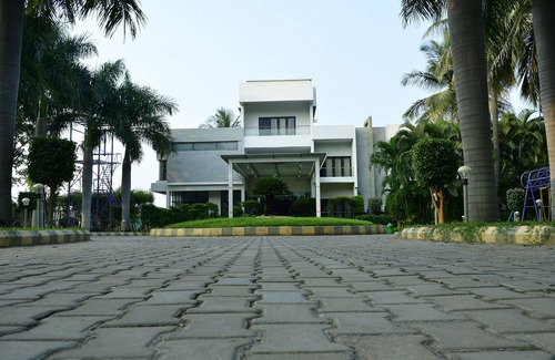 Chamarajanagara Bed & Breakfast | Nijaguna Hotels and Resorts