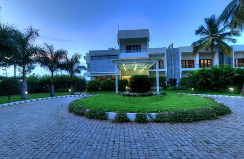 Chamarajanagara Resort | Nijaguna Resort & Spa - Near BRT Wildlife