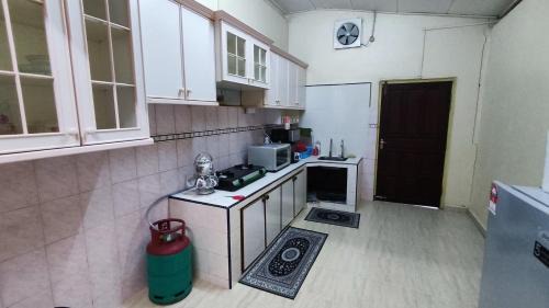 Selising House | Nik Legacy Homestay