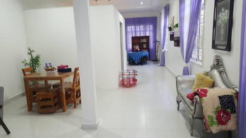 Kota Bharu House | NikAishy TransitAirport A2