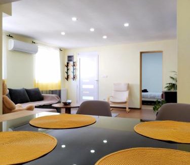 Donji Milanovac Apartment | NIKAS Apartman